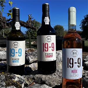 19-9 vins et portos de la Vallée du Douro by Alexandre VIARD